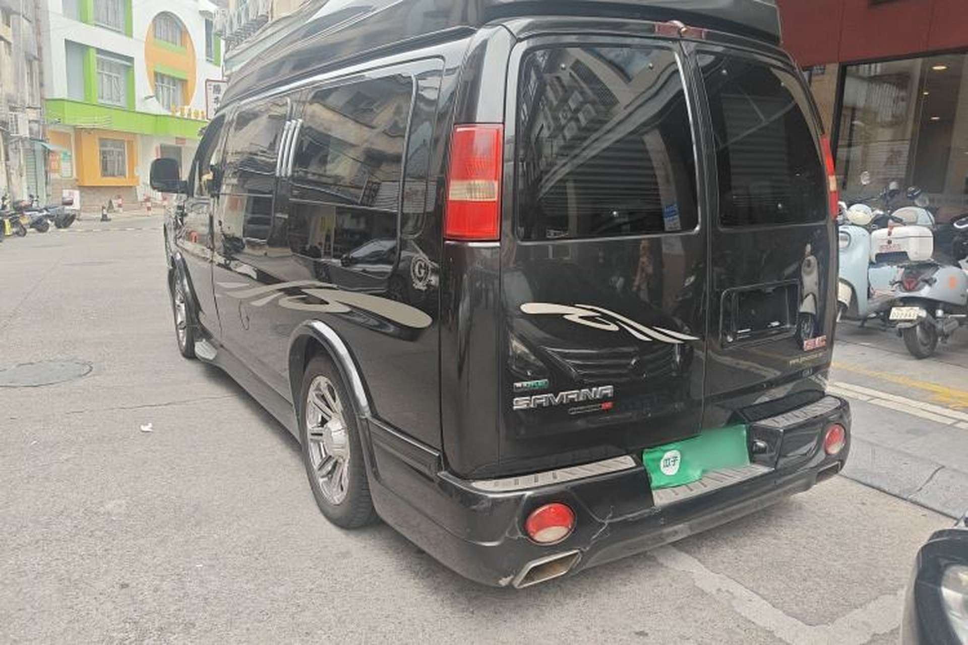 Used GMC SAVANA 2013 5.3L four-wheel-drive Leader Edition Rear Left 45 Deg