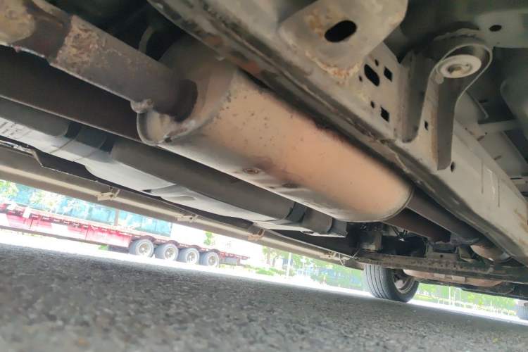 Used GMC SAVANA 2013 6.0L 2500S Sport Edition 7-seater Chassis Rear Right