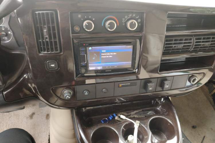 Used GMC SAVANA  Audio And AC Panel