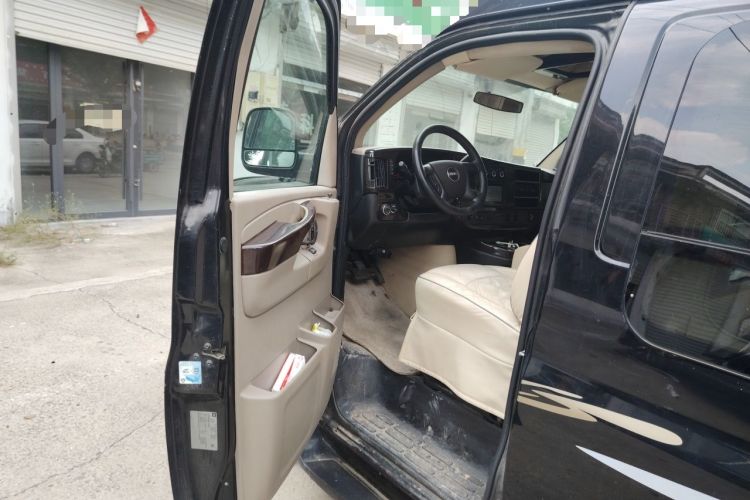 Used GMC SAVANA  Driver Seat