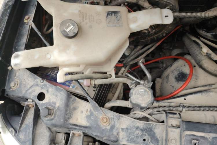 Used GMC SAVANA  Engine Bay Right