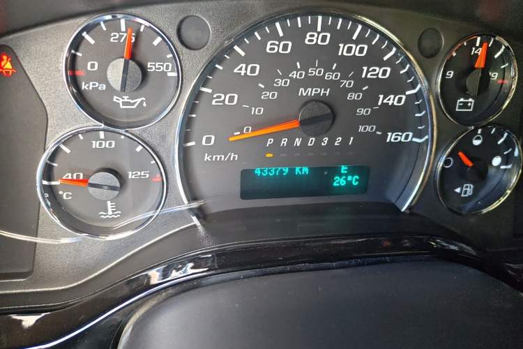 Used GMC SAVANA 2014 5.3L 1500S Prestige Edition Odometer Close Up