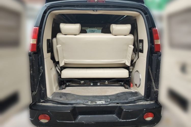 Used GMC SAVANA  Trunk