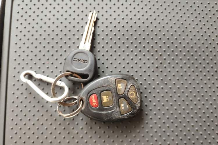 Used GMC SAVANA  Vehicle Key