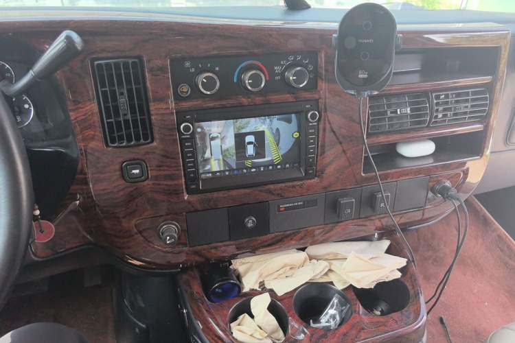 Used GMC SAVANA  Audio And AC Panel