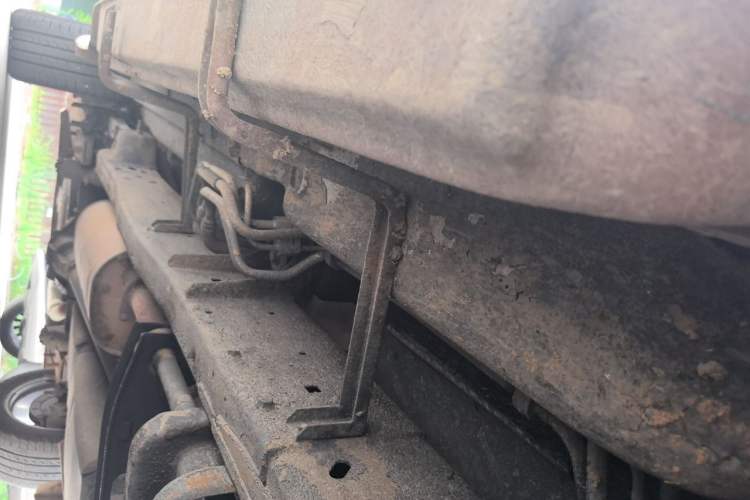 Used GMC SAVANA  Chassis Front Right
