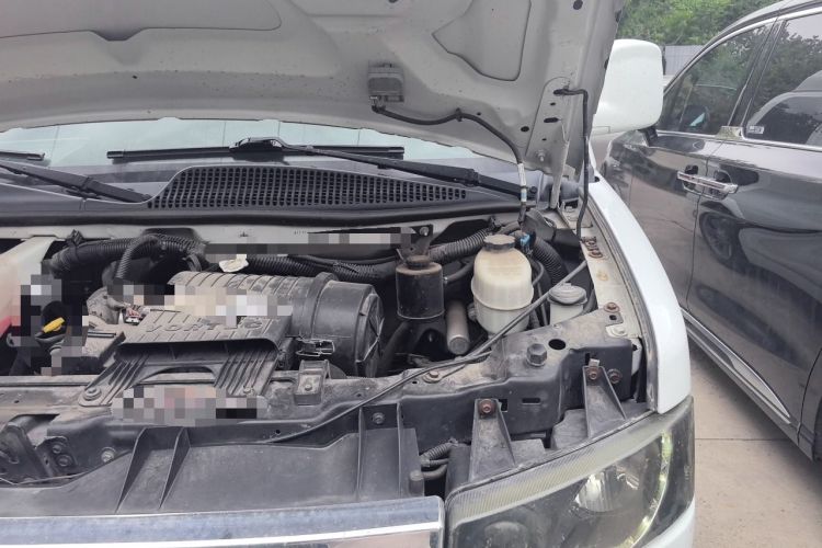 Used GMC SAVANA  Engine Bay Left