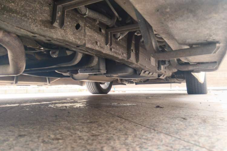 Used GMC SAVANA  Chassis Front Left