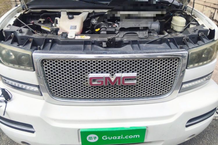 Used GMC SAVANA  Engine Bay