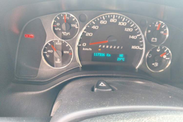 Used GMC SAVANA  Odometer Close Up