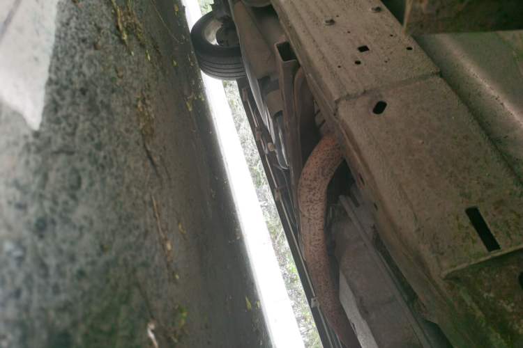 Used GMC SAVANA  Chassis Front Right