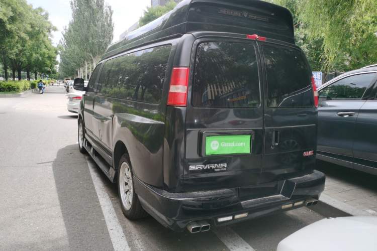 Used GMC SAVANA  Rear Left 45 Deg