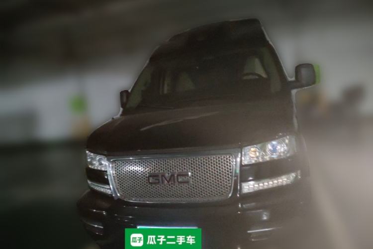 Used GMC SAVANA 2018 6.0L GX777 Prestige Star Edition Front
