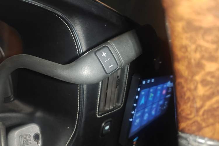 Used GMC SAVANA 2018 6.0L GX777 Prestige Star Edition Gear Lever
