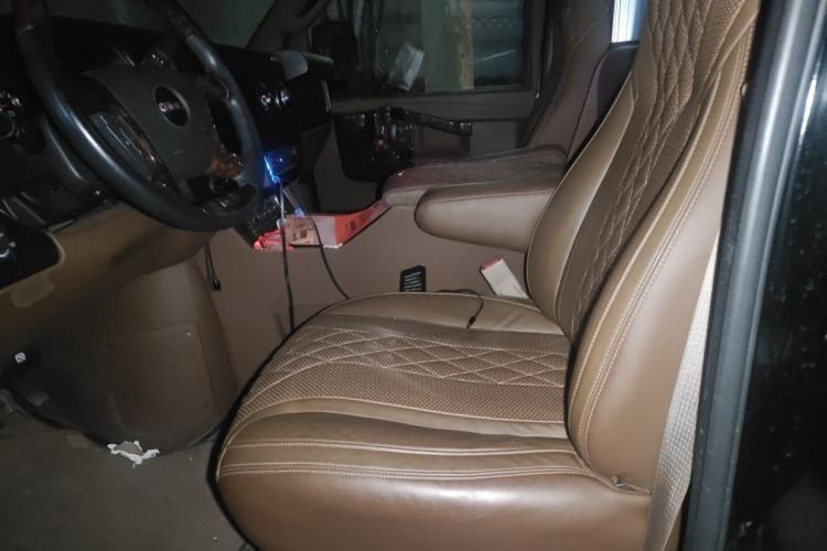 Used GMC SAVANA 2018 6.0L GX777 Prestige Star Edition Left Front Seat