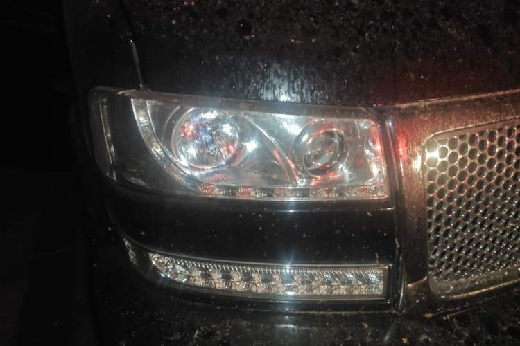 Used GMC SAVANA 2018 6.0L GX777 Prestige Star Edition Right Front Headlight