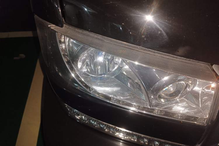Used GMC SAVANA 2018 6.0L GX777 Prestige Star Edition Right Front Headlight