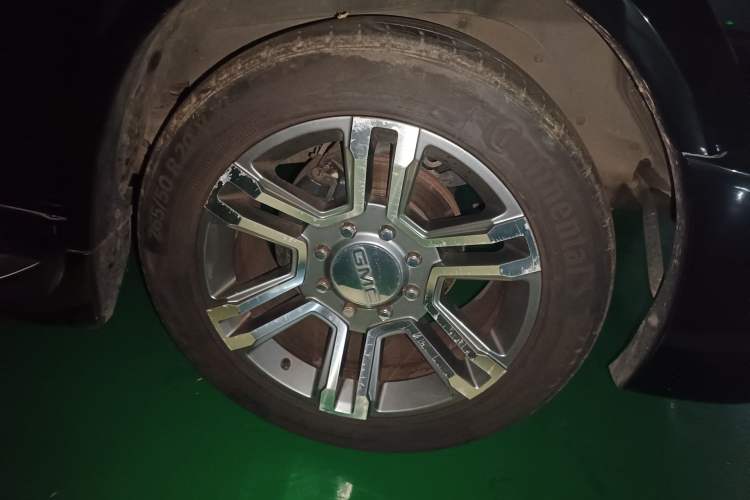 Used GMC SAVANA 2018 6.0L GX777 Prestige Star Edition Right Front Wheel Hub