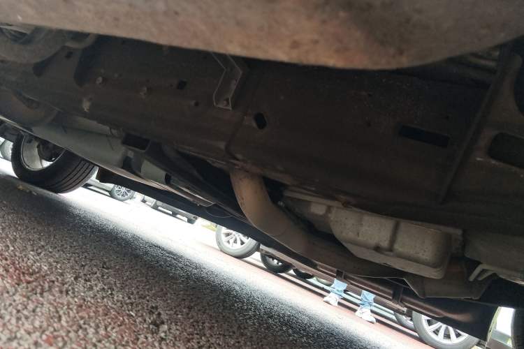 Used GMC SAVANA 2019 6.0L GL750 Elegant Sky Edition Chassis Front Right