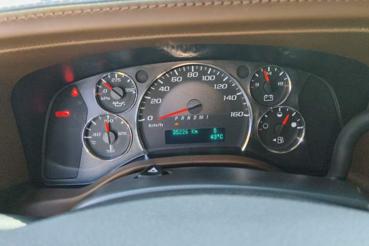 Used GMC SAVANA 2019 6.0L GL750 Elegant Sky Edition Instrument Cluster