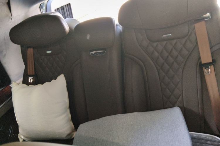 Used GMC SAVANA 2019 6.0L GL750 Elegant Sky Edition Left Rear Seat