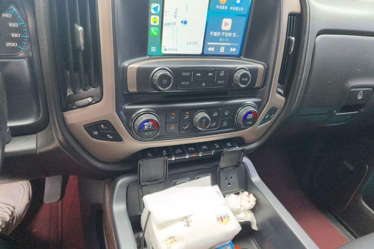 Used GMC SIERRA 2016 DENALI top-of-the-line model Audio And AC Panel