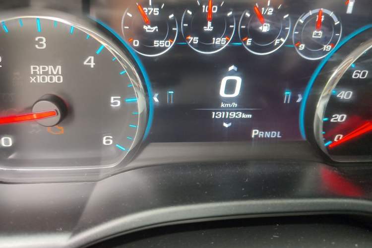 Used GMC SIERRA 2016 DENALI top-of-the-line model Odometer Close Up