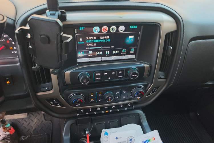 Used GMC SIERRA  Audio And AC Panel