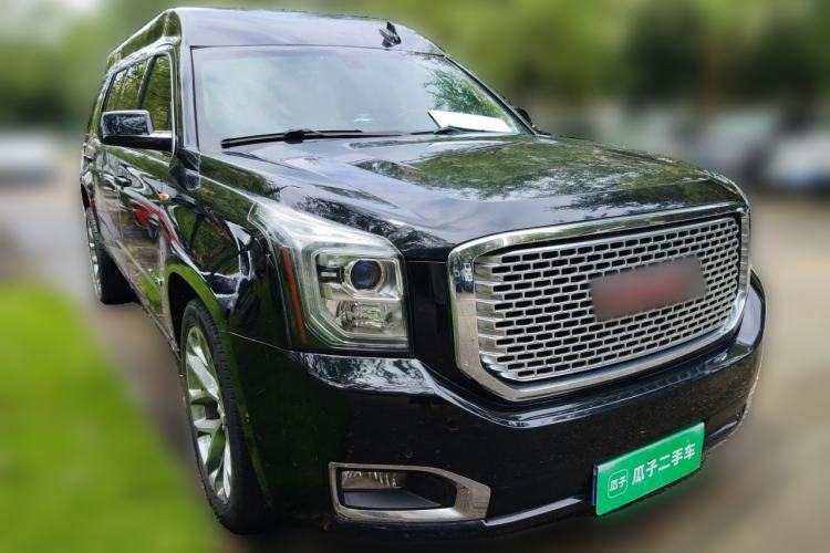 Used GMC YUKON  Front Right 45 Deg