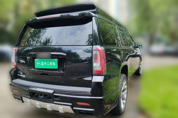 Used GMC YUKON  Rear Right 45 Deg