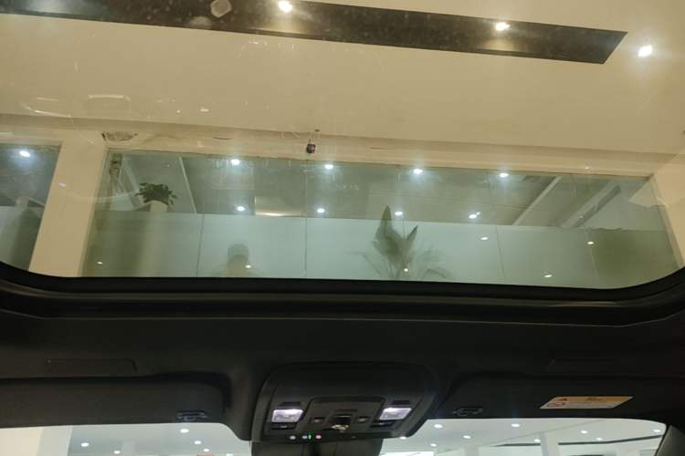 Used GMC YUKON 2025 2.7T Denali Ultimate Edition Headliner