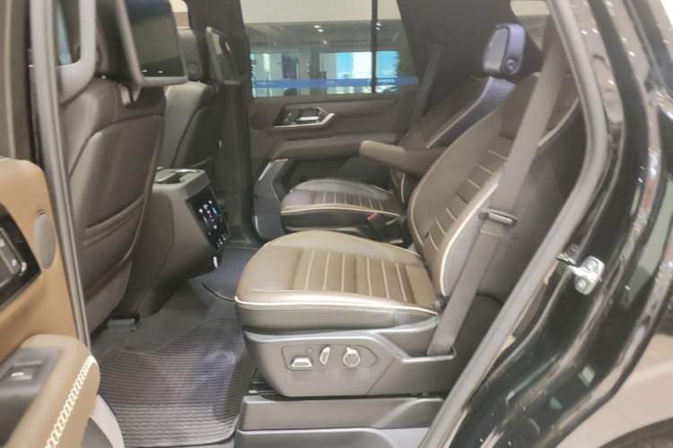 Used GMC YUKON 2025 2.7T Denali Ultimate Edition Left Rear Seat