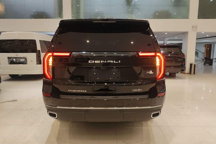 Used GMC YUKON 2025 2.7T Denali Ultimate Edition Rear