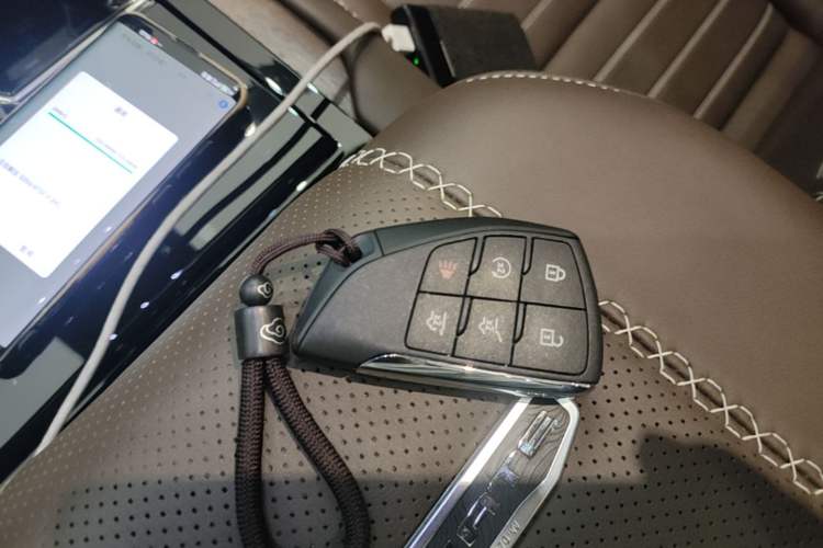 Used GMC YUKON 2025 2.7T Denali Ultimate Edition Vehicle Key