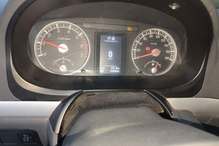 Used Golden Dragon Hiace 2021 1.8L Gasoline Version Long Wheelbase High-Roof Model LJ4A18Q6 Odometer Close Up