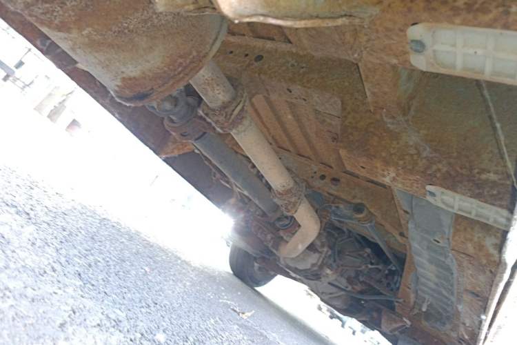 Used Golden Dragon Hiace 2010 2.0L Standard-Wheelbase Premium Version V19 Chassis Rear Right