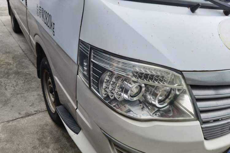 Used Golden Dragon Hiace 2010 2.0L Long-Wheelbase Gasoline Premium Version V20 Right Front Headlight
