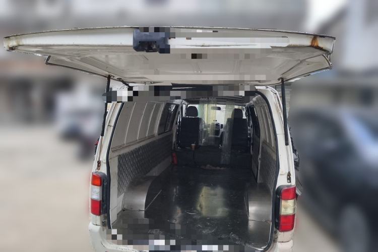 Used Golden Dragon Hiace 2010 2.0L Long-Wheelbase Gasoline Premium Version V20 Trunk