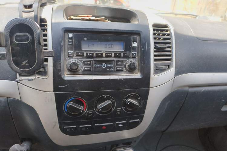 Used Golden Dragon Hiace 2010 2.2L Standard-Wheelbase Advanced Version 491Q-M Audio And AC Panel