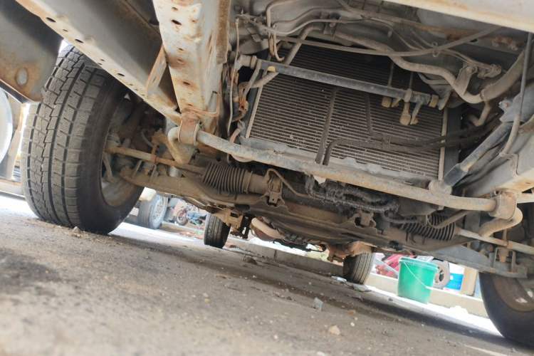 Used Golden Dragon Hiace 2010 2.2L Standard-Wheelbase Advanced Version 491Q-M Chassis Front