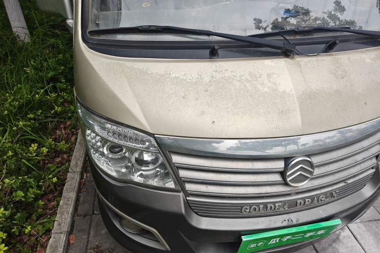 Used Golden Dragon Hiace 2010 2.2L Standard-Wheelbase Advanced Version 491Q-M Engine Bay Right