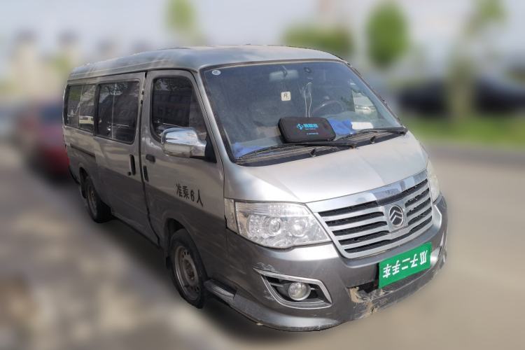 Used Golden Dragon Hiace 2010 2.0L Standard-Wheelbase Premium Version V19 Front Right 45 Deg