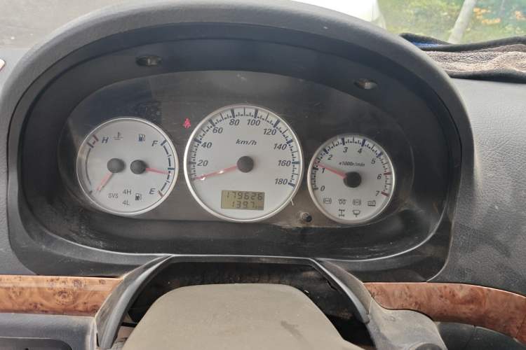 Used Golden Dragon Hiace 2010 2.2L Standard-Wheelbase Advanced Version 491Q-M Instrument Cluster