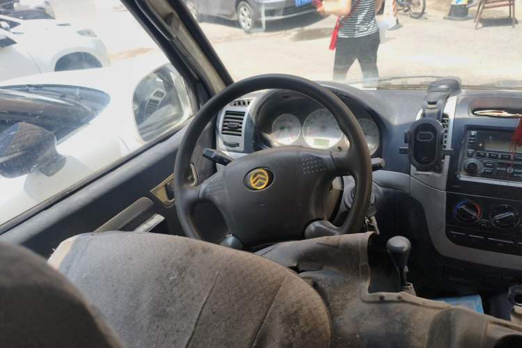 Used Golden Dragon Hiace 2010 2.2L Standard-Wheelbase Advanced Version 491Q-M Steering Wheel