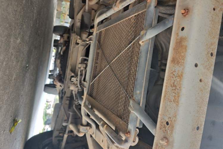 Used Golden Dragon Hiace 2010 2.0L Standard-Wheelbase Premium Version V19 Chassis Front