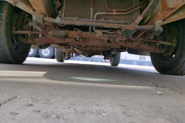 Used Golden Dragon Hiace 2010 2.0L Standard-Wheelbase Premium Version V19 Chassis Front
