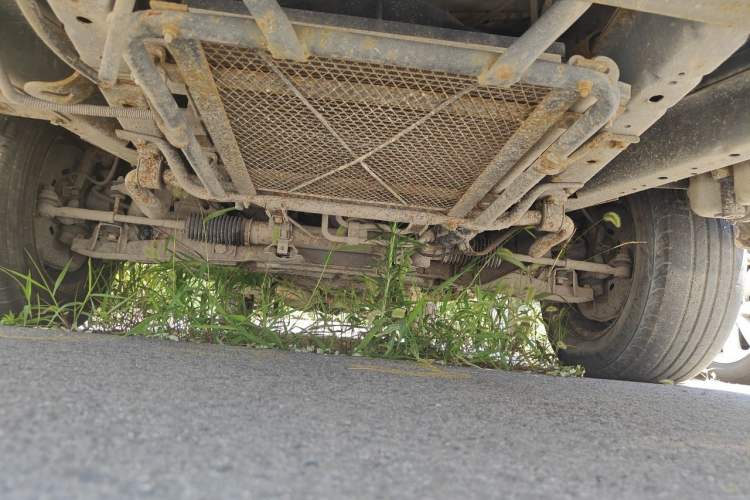 Used Golden Dragon Hiace 2010 2.0L Long-Wheelbase Gasoline Premium Version V20 Chassis Front