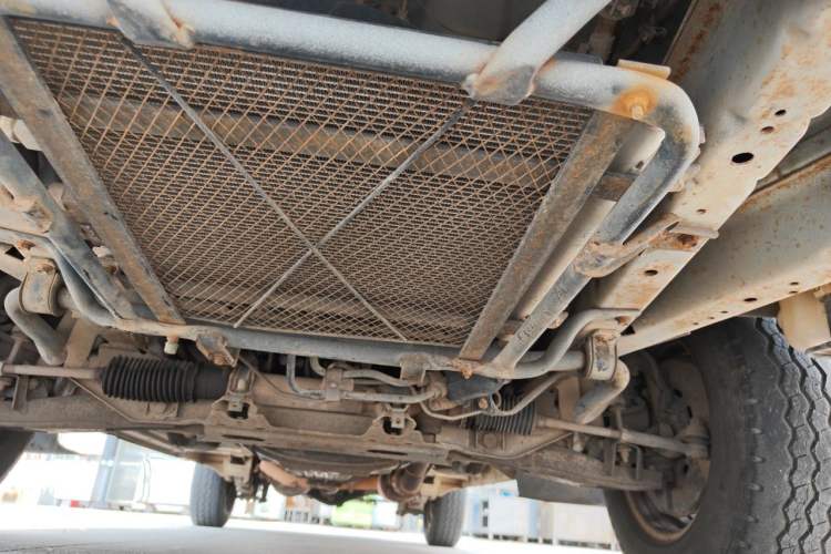 Used Golden Dragon Hiace 2010 2.0L Long-Wheelbase Gasoline Premium Version V20 Chassis Front