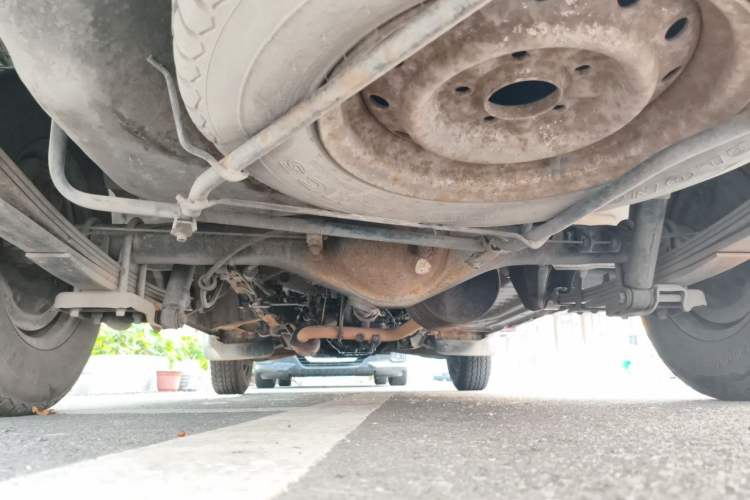 Used Golden Dragon Hiace 2010 2.0L Standard-Wheelbase Premium Version V19 Chassis Rear