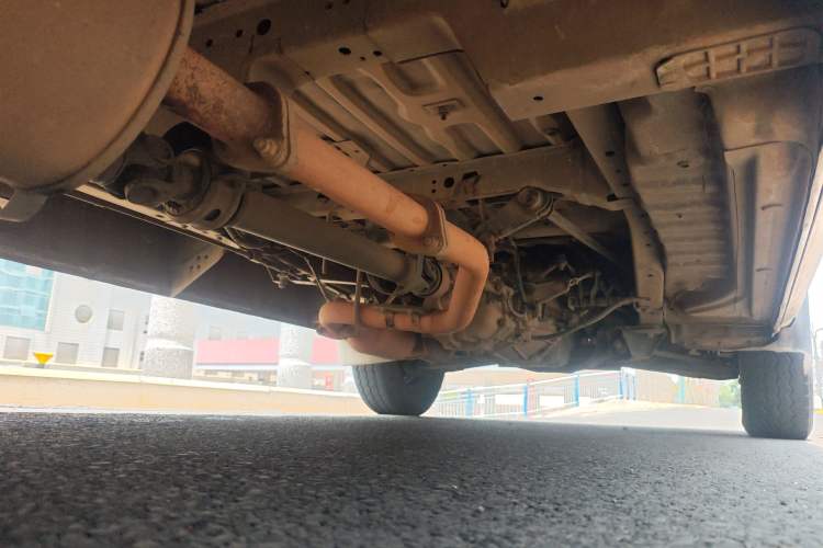 Used Golden Dragon Hiace 2010 2.2L Standard-Wheelbase Advanced Version 491Q-M Chassis Rear Right